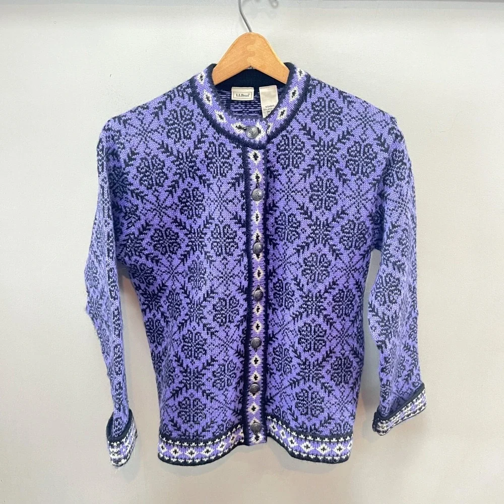 L.L. Bean Womens 100% Merino Wool Cardigan Sweater Nordic Metal Buttons Size S - Picture 1 of 5